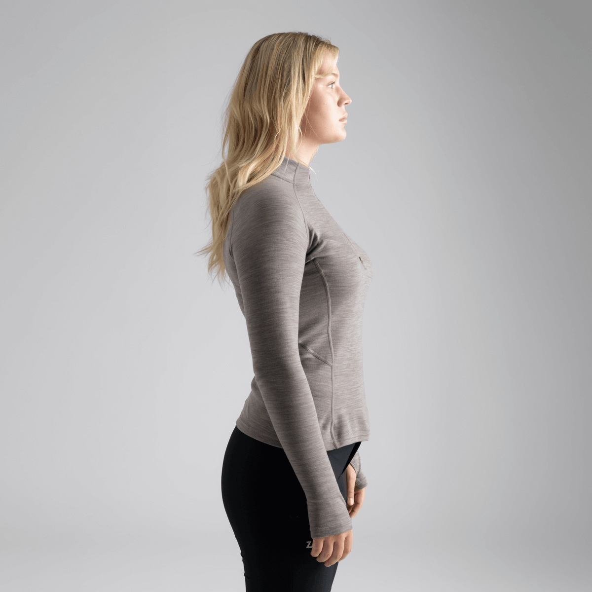 Hejma Women's Merino Zip Top — Beige